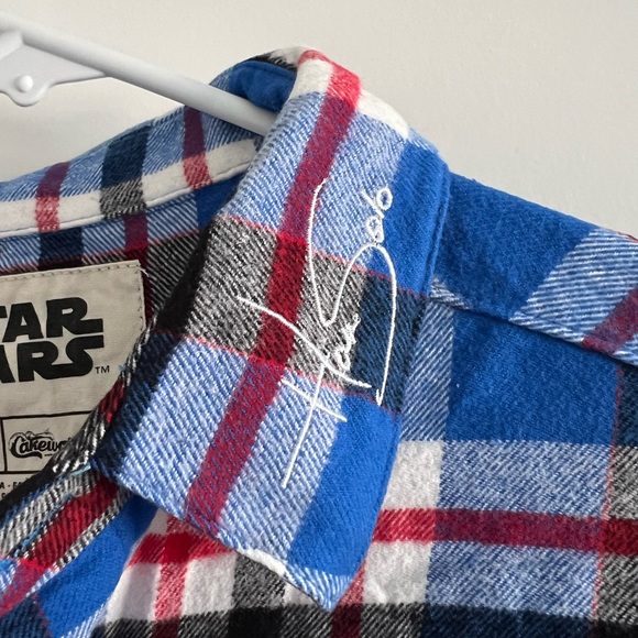 2 for $100 - Star Wars Cakeworthy flannel - Picture 5 of 5